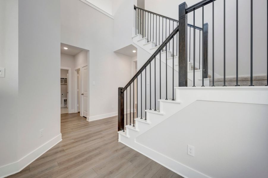 Spacious, unfurnished interior of a new home in The Meadows, Denton (Image 14).