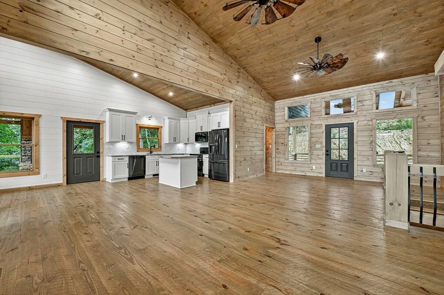 Image 50 of a home in .