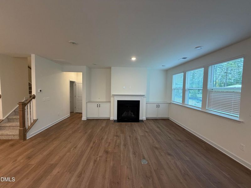 Spacious, unfurnished interior of a new home in Wendell Ridge, Wendell (Image 21).