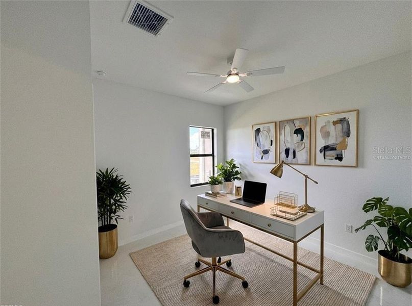 Furnished interior view inside a new home in , Cape Coral (Image 10).