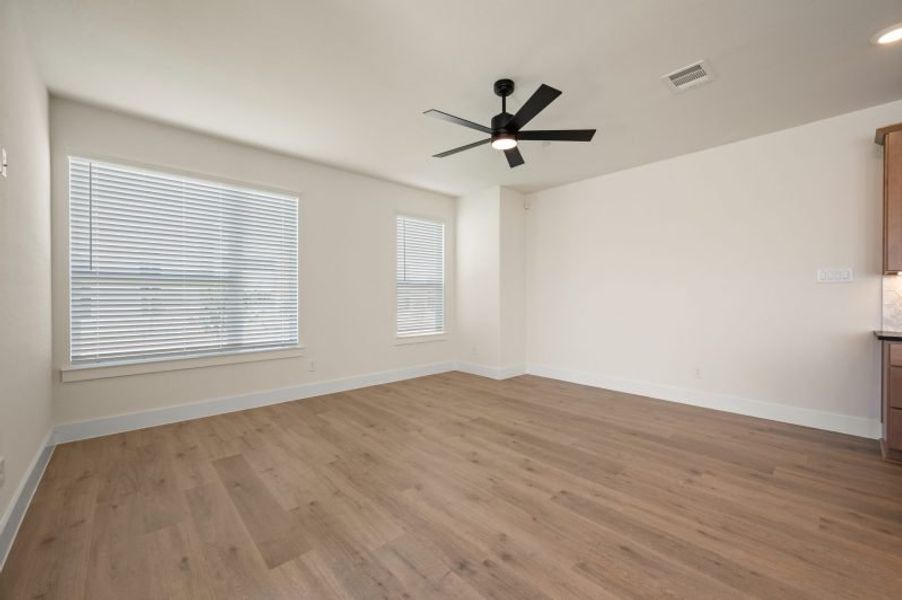 Spacious, unfurnished interior of a new home in Chelsea Commons, Allen (Image 28). Spacious, unfurnished interior of a new home in Chelsea Commons, Allen (Image 28).