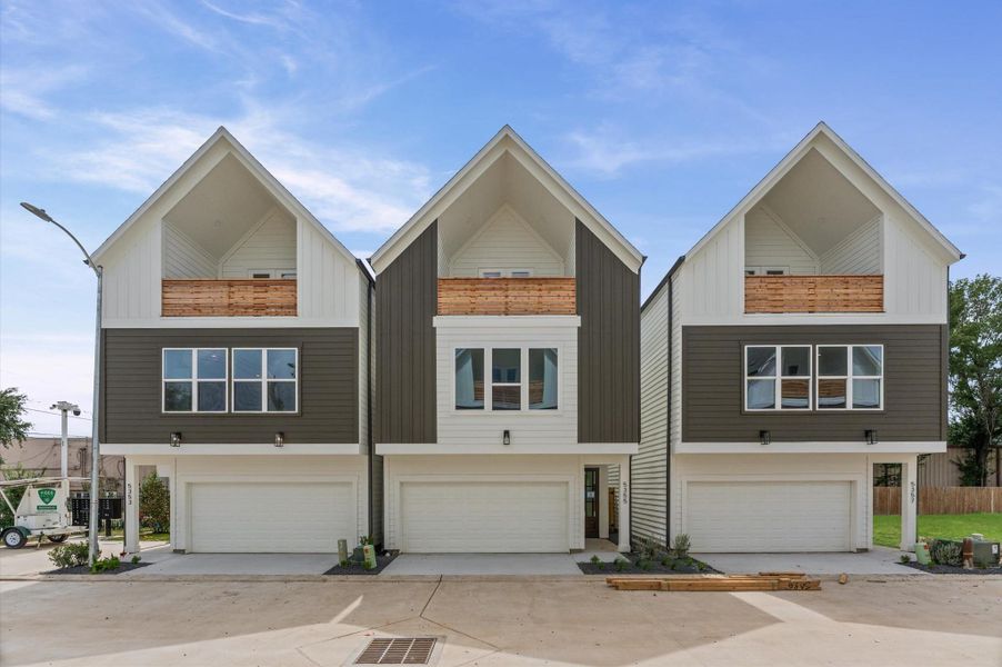 Front exterior of a new home in , Houston, TX, highlighting curb appeal (Image 2). Front exterior of a new home in , Houston, TX, highlighting curb appeal (Image 2).