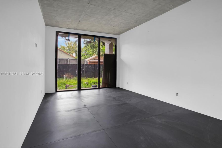 Spacious, unfurnished interior of a new home in , Miami (Image 11).