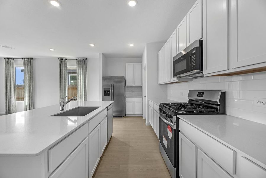 Furnished interior view inside a new home in Grand Oaks Reserve, Cleveland (Image 9).