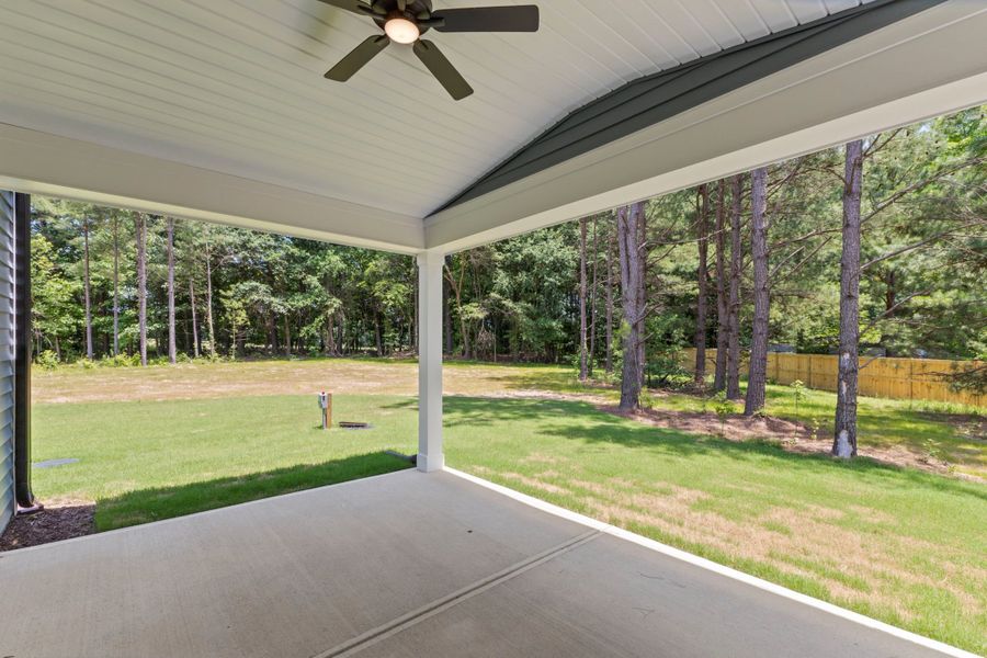 Representative exterior details of a home built from the The Whitley by RobuckHomes in Baylee Ridge, Selma (Image 60).