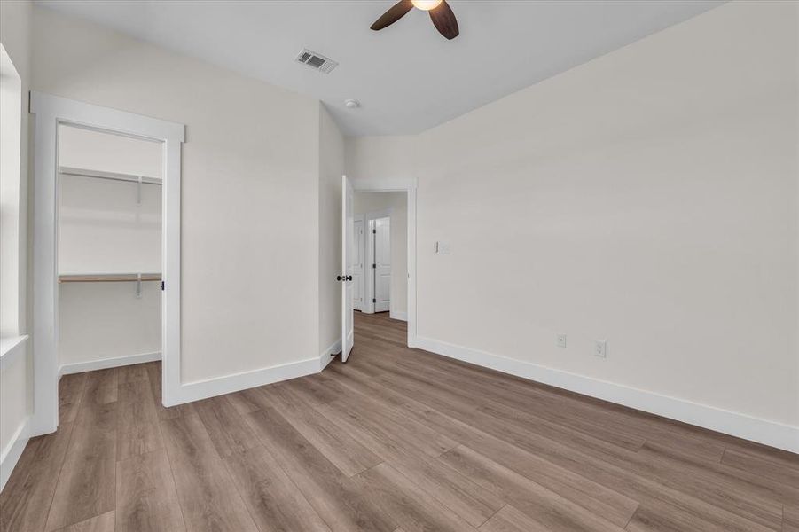 Spacious, unfurnished interior of a new home in , Elm Mott (Image 34). Spacious, unfurnished interior of a new home in , Elm Mott (Image 34).