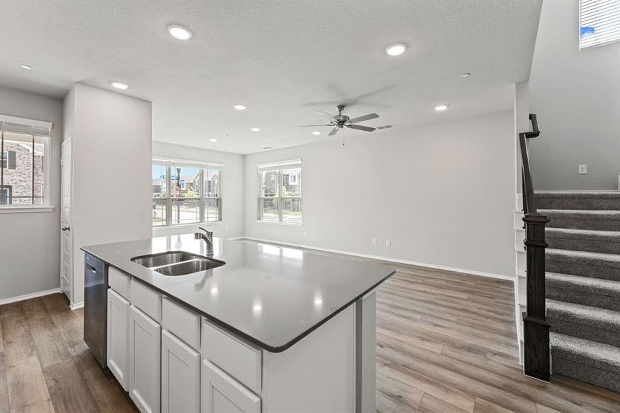 19-web-or-mls-013A9084 19-web-or-mls-013A9084