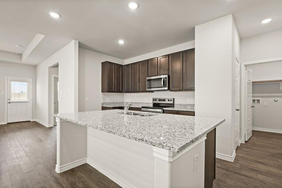 Furnished interior view inside a new home in Sycamore Landing, Fort Worth (Image 8). Furnished interior view inside a new home in Sycamore Landing, Fort Worth (Image 8).