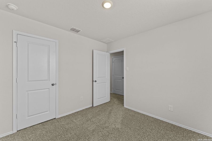 Spacious, unfurnished interior of a new home in Swenson Heights, Seguin (Image 28).