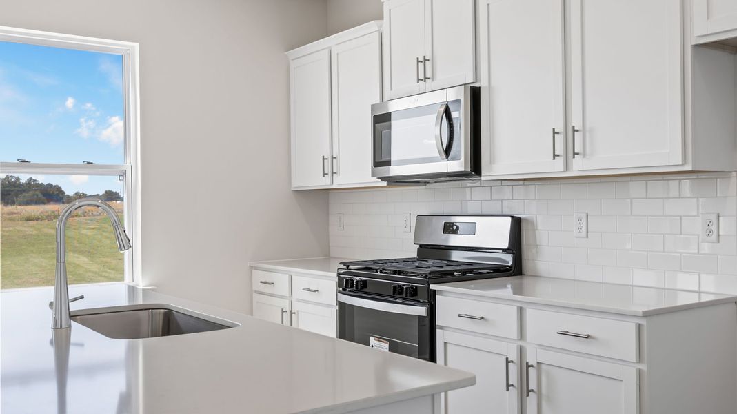 Furnished interior view inside a new home in Woodglen, Piedmont (Image 7).