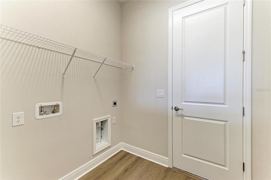 Spacious, unfurnished interior of a new home in Two Rivers, Zephyrhills (Image 30).