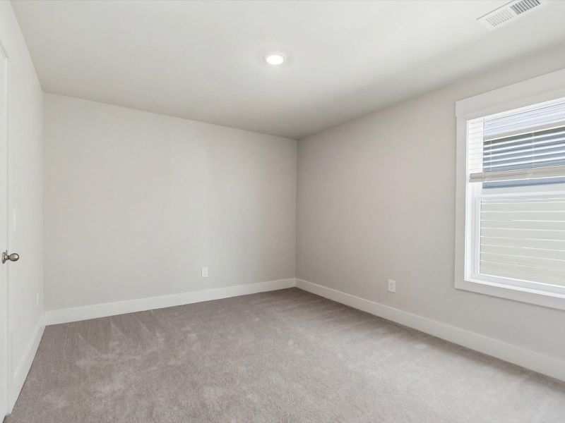 Spacious, unfurnished interior of a new home in Crossing at Abner Creek, Greer (Image 19). Spacious, unfurnished interior of a new home in Crossing at Abner Creek, Greer (Image 19).
