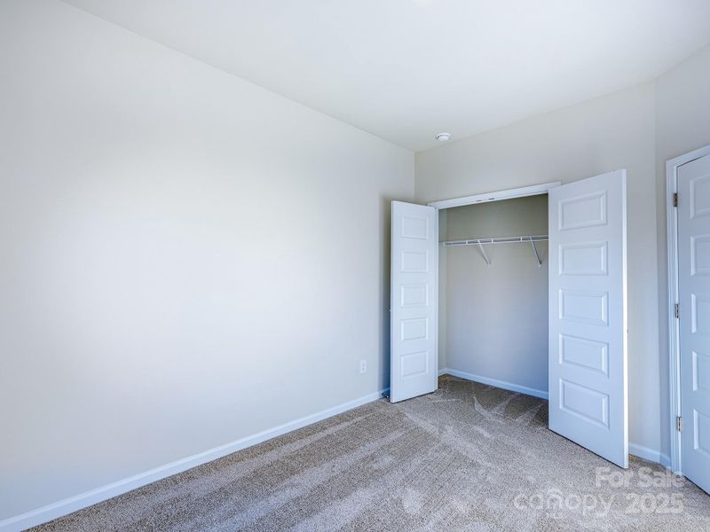 Secondary bedroom - Photo is representational