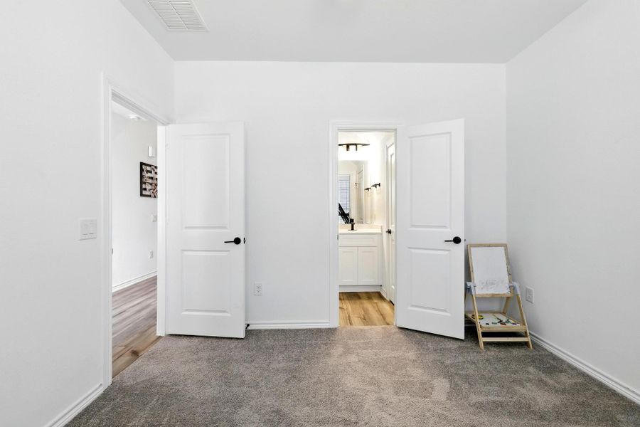 Image 18 of a home in Mavera. Image 18 of a home in Mavera.