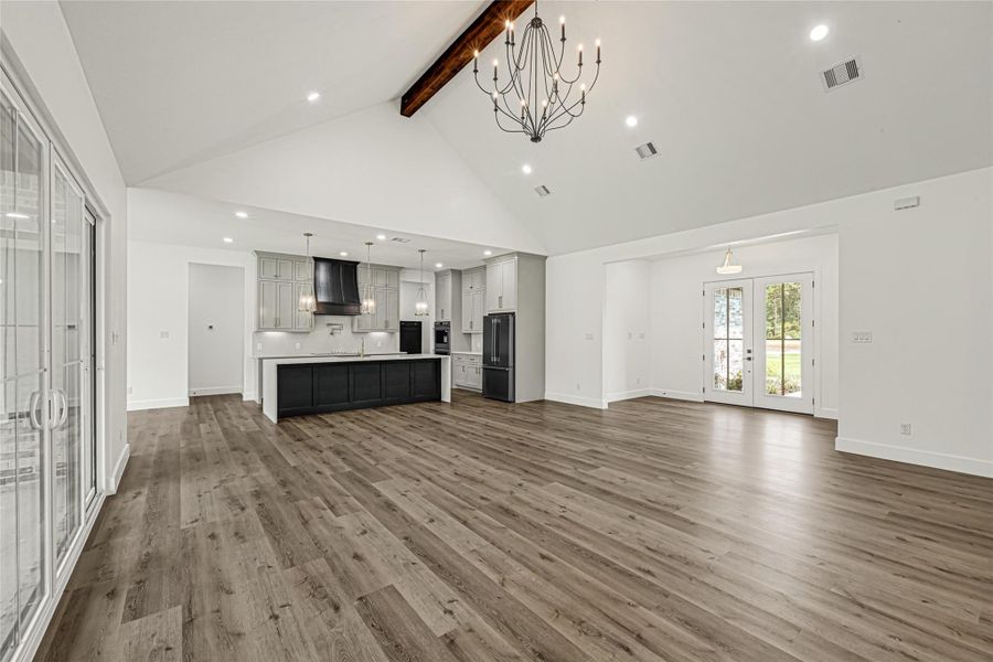 Spacious, unfurnished interior of a new home in , Conroe (Image 20).