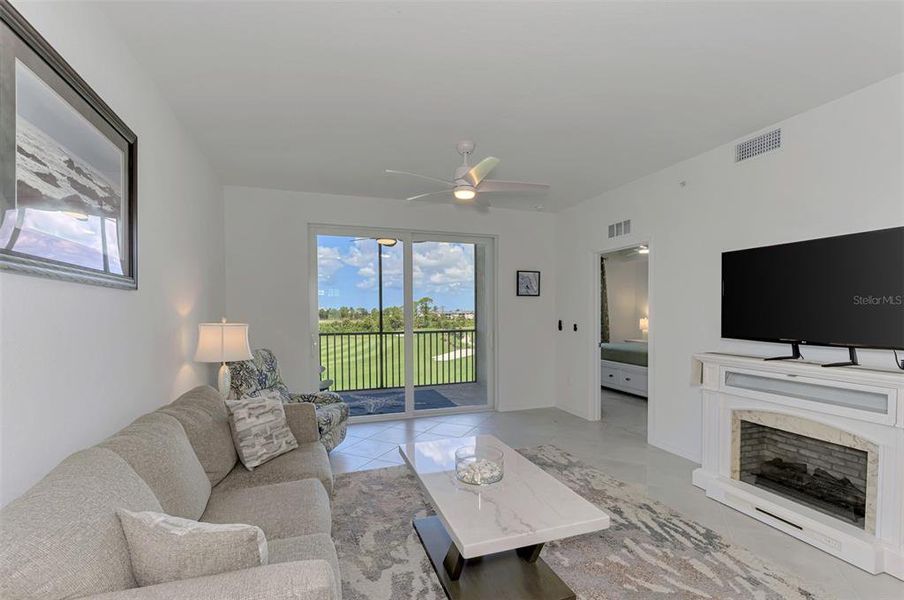 Furnished interior view inside a new home in , Venice (Image 6).