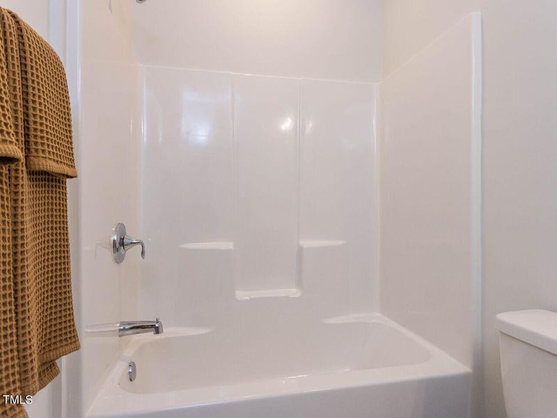 026-1280x960-bathroom