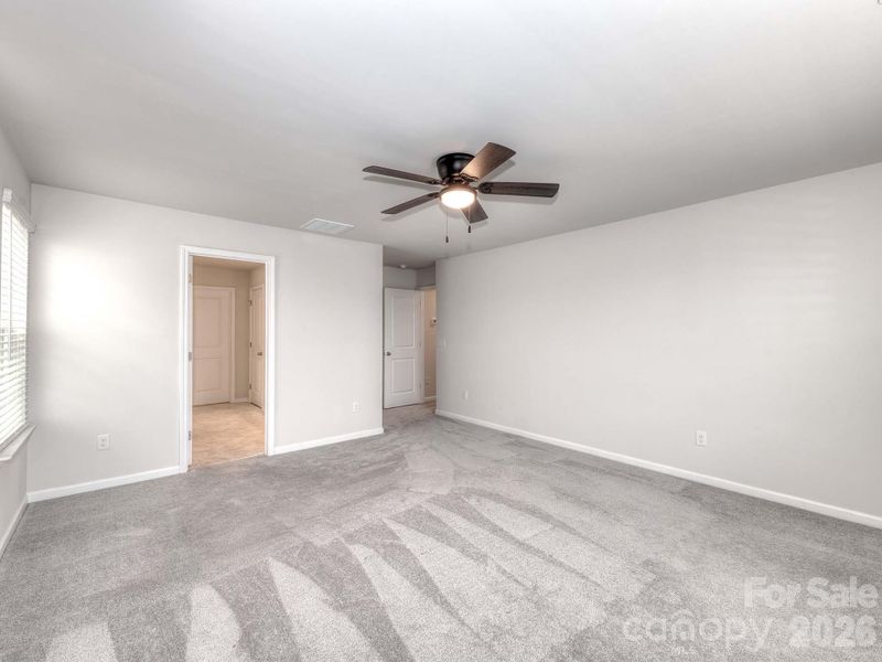 Spacious, unfurnished interior of a new home in Shannon Woods, Maiden (Image 26).