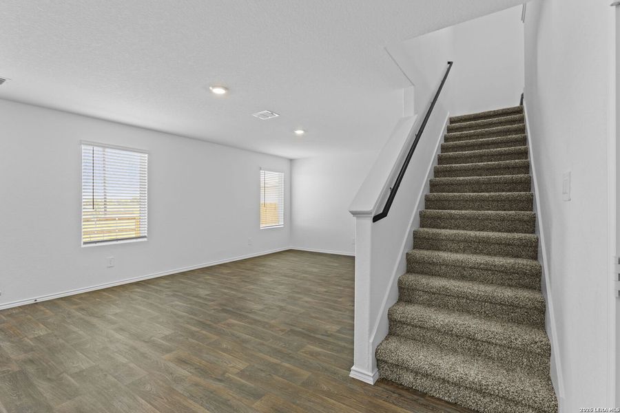 Spacious, unfurnished interior of a new home in Preserve at Medina, Von Ormy (Image 20).