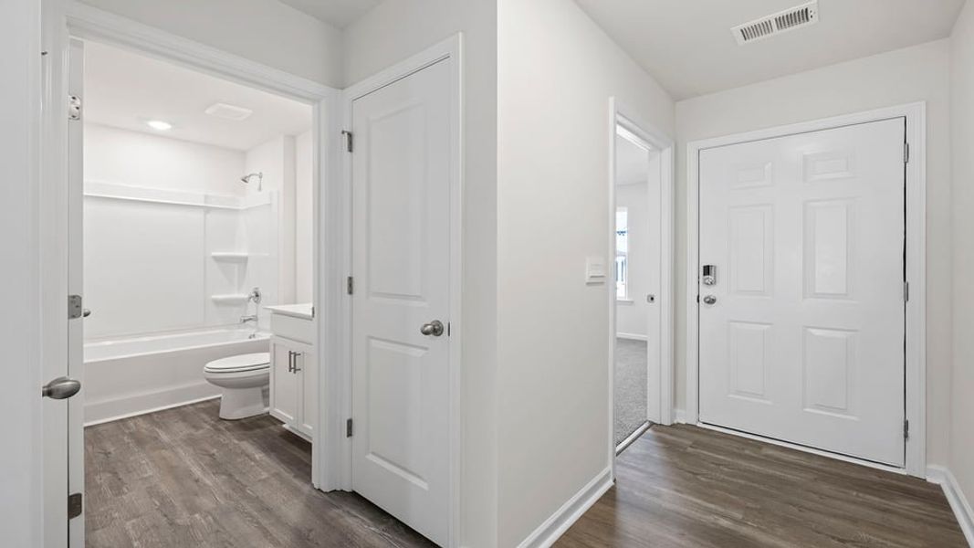 Spacious, unfurnished interior of a new home in Baxter Village, Boiling Springs (Image 13).