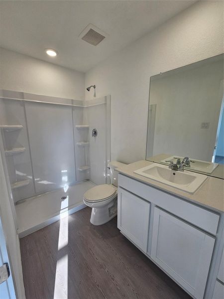 Furnished interior view inside a new home in Wharton Lakes: Cottage Collection, Wharton (Image 3). Furnished interior view inside a new home in Wharton Lakes: Cottage Collection, Wharton (Image 3).