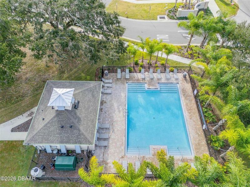 Community amenities in , Edgewater (Image 23).