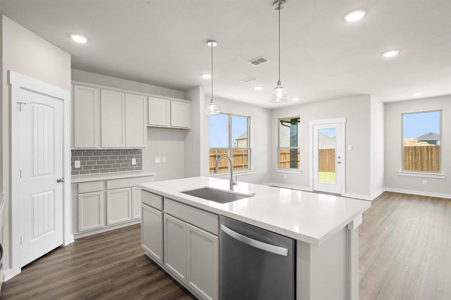 6928 Deadwood- Kitchen-4 6928 Deadwood- Kitchen-4