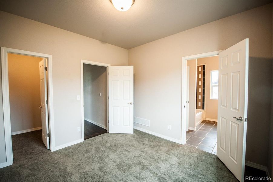 Spacious, unfurnished interior of a new home in , Colorado Springs (Image 23).