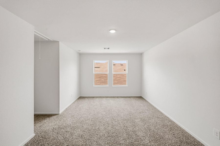 Spacious, unfurnished interior of a new home in Maple Woods, Hockley (Image 17).