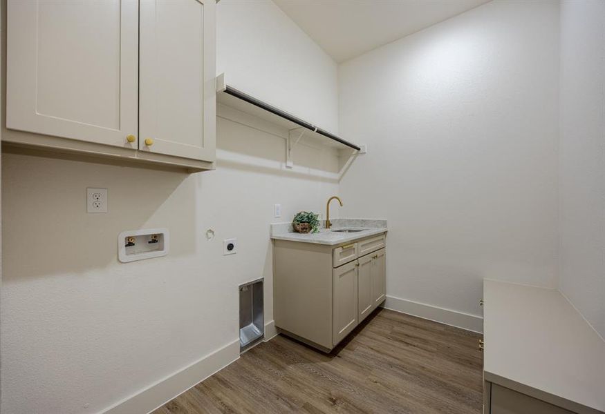 Furnished interior view inside a new home in , Fort Worth (Image 29).