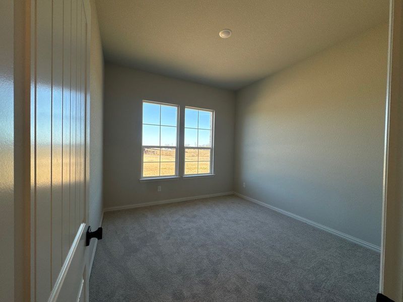 Spacious, unfurnished interior of a new home in Terra Escalante, Blue Ridge (Image 14).
