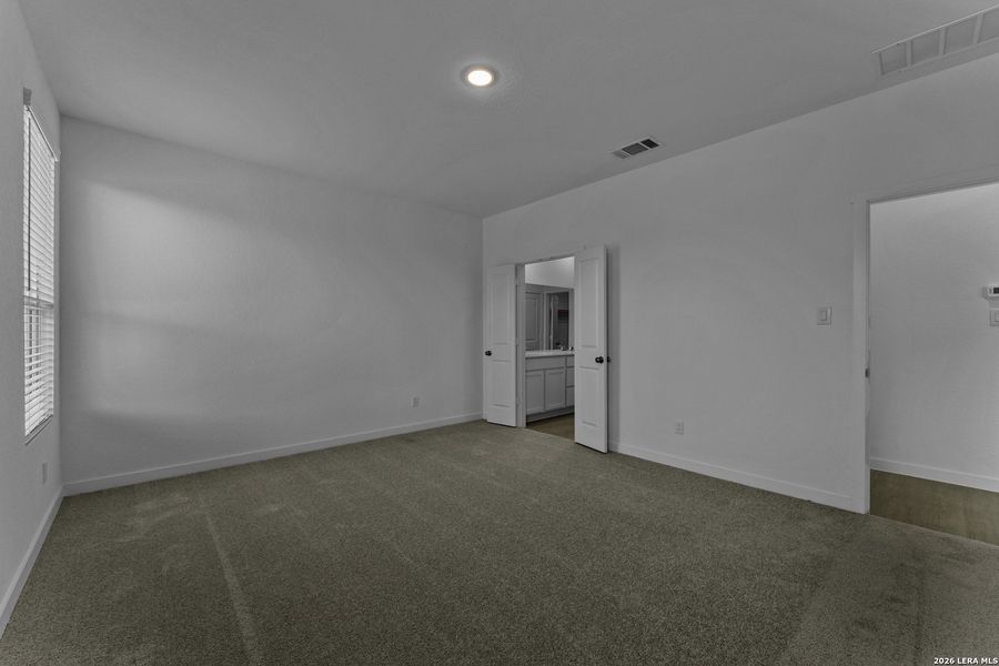 Spacious, unfurnished interior of a new home in Waterwheel, San Antonio (Image 32).