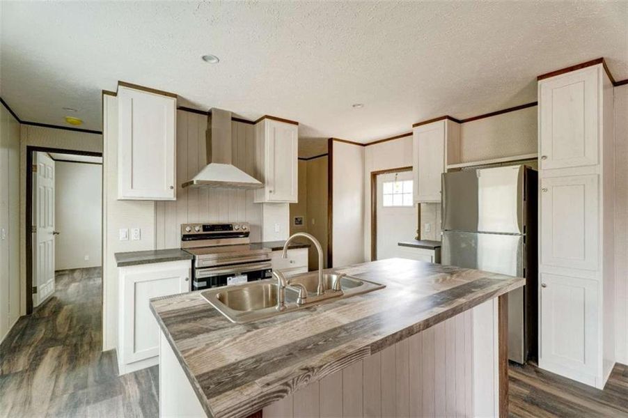 Furnished interior view inside a new home in , Ellijay (Image 3).