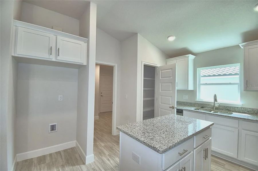 Furnished interior view inside a new home in Lake Juliana Estates, Auburndale (Image 8).