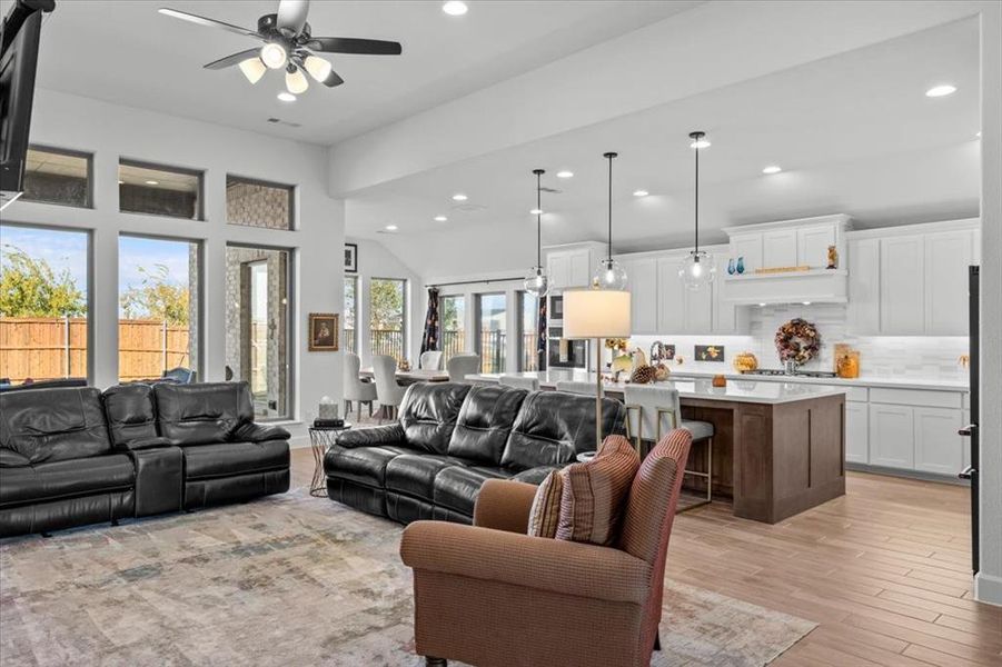 Furnished interior view inside a new home in North Sky 65', Celina (Image 15). Furnished interior view inside a new home in North Sky 65', Celina (Image 15).