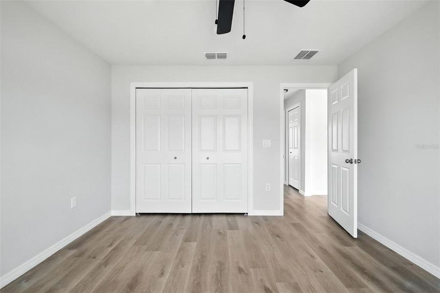 Image 6 of a home in . Image 6 of a home in .