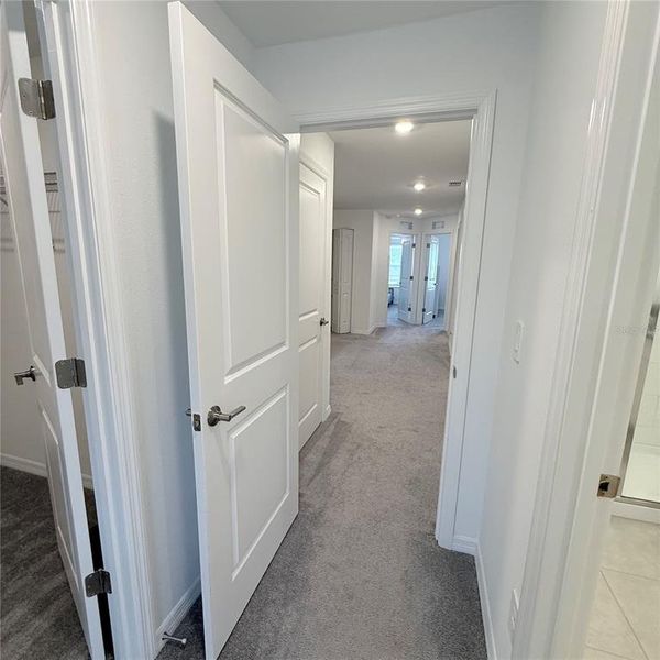 Spacious, unfurnished interior of a new home in , Zephyrhills (Image 25).