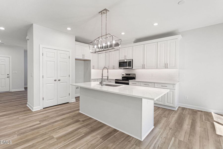 17-web-or-mls-IMG_8259 17-web-or-mls-IMG_8259