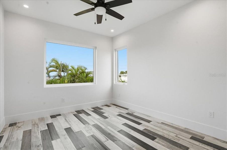 Spacious, unfurnished interior of a new home in , Englewood (Image 59).