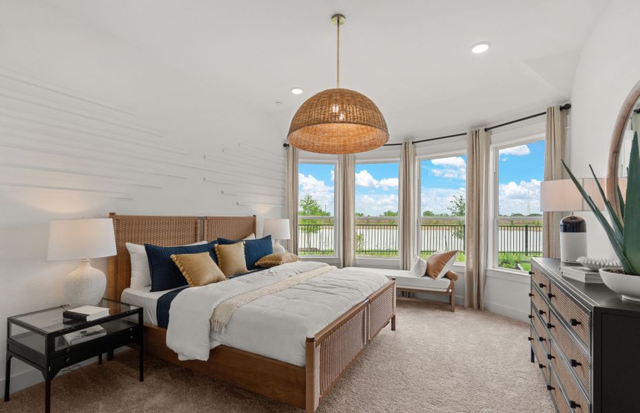 Representative furnished interior of a home built from the Haskell by Pulte Homes in Ryehill, Rosenberg (Image 8).
