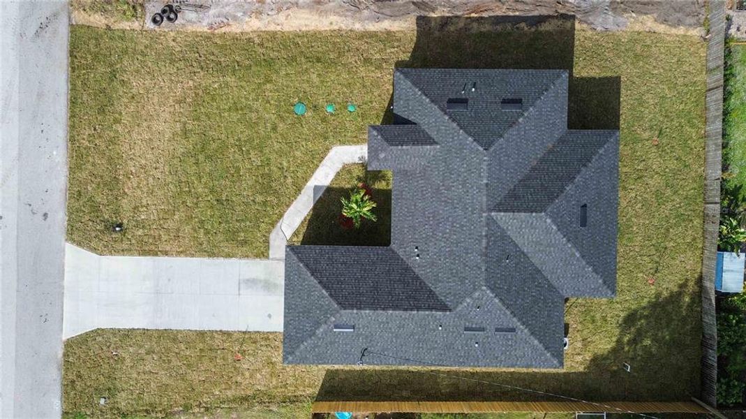 Image 33 of a home in . Image 33 of a home in .