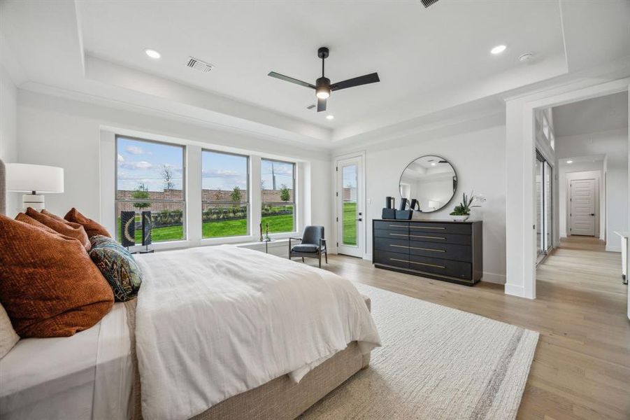 Furnished interior view inside a new home in Canyon Falls 90s, Northlake (Image 5).