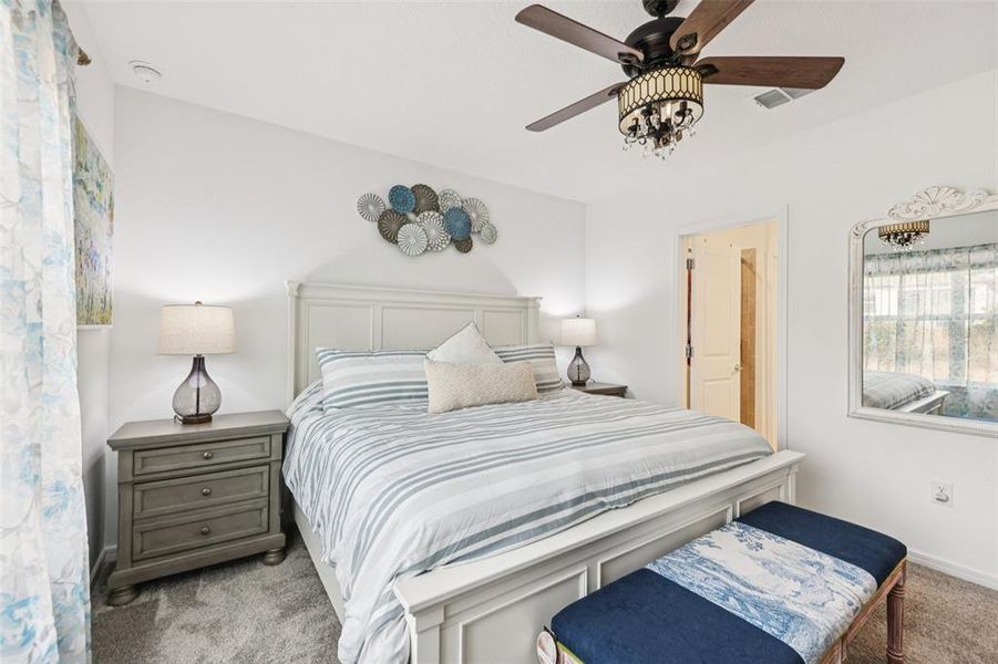 Furnished interior view inside a new home in , Ocala (Image 8).