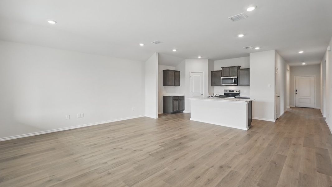 Spacious, unfurnished interior of a new home in Riverfield, Josephine (Image 9). Spacious, unfurnished interior of a new home in Riverfield, Josephine (Image 9).