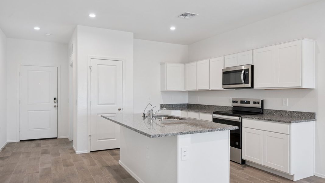 Furnished interior view inside a new home in Magma Ranch Vistas, Florence (Image 6).