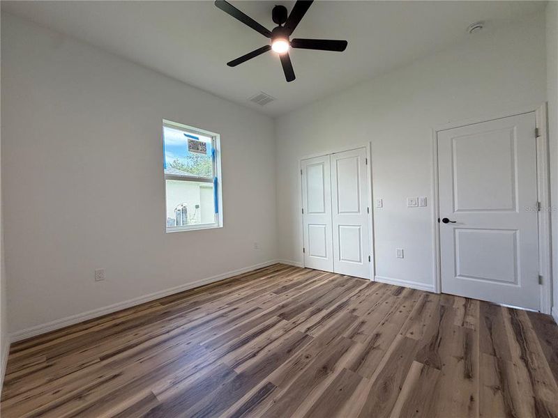 Spacious, unfurnished interior of a new home in , Lehigh Acres (Image 15).