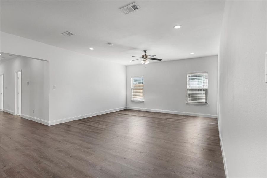 Spacious, unfurnished interior of a new home in , Greenville (Image 22).