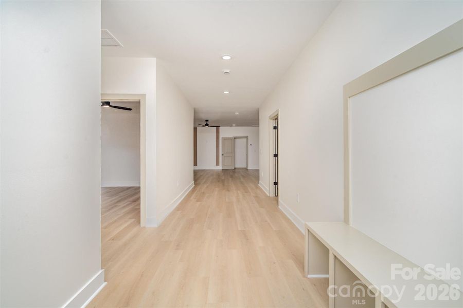 Spacious, unfurnished interior of a new home in , Shelby (Image 19).