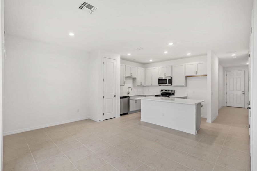 Image 33 of a home in Catamaran Cove.