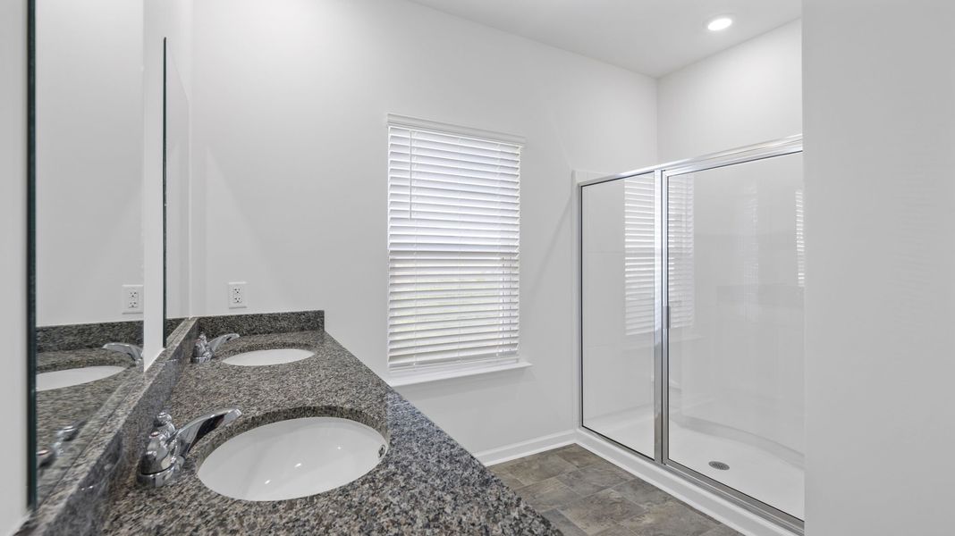 Image 54 representing the Pamlico by D.R. Horton in Harbor Crest, Ooltewah, TN.